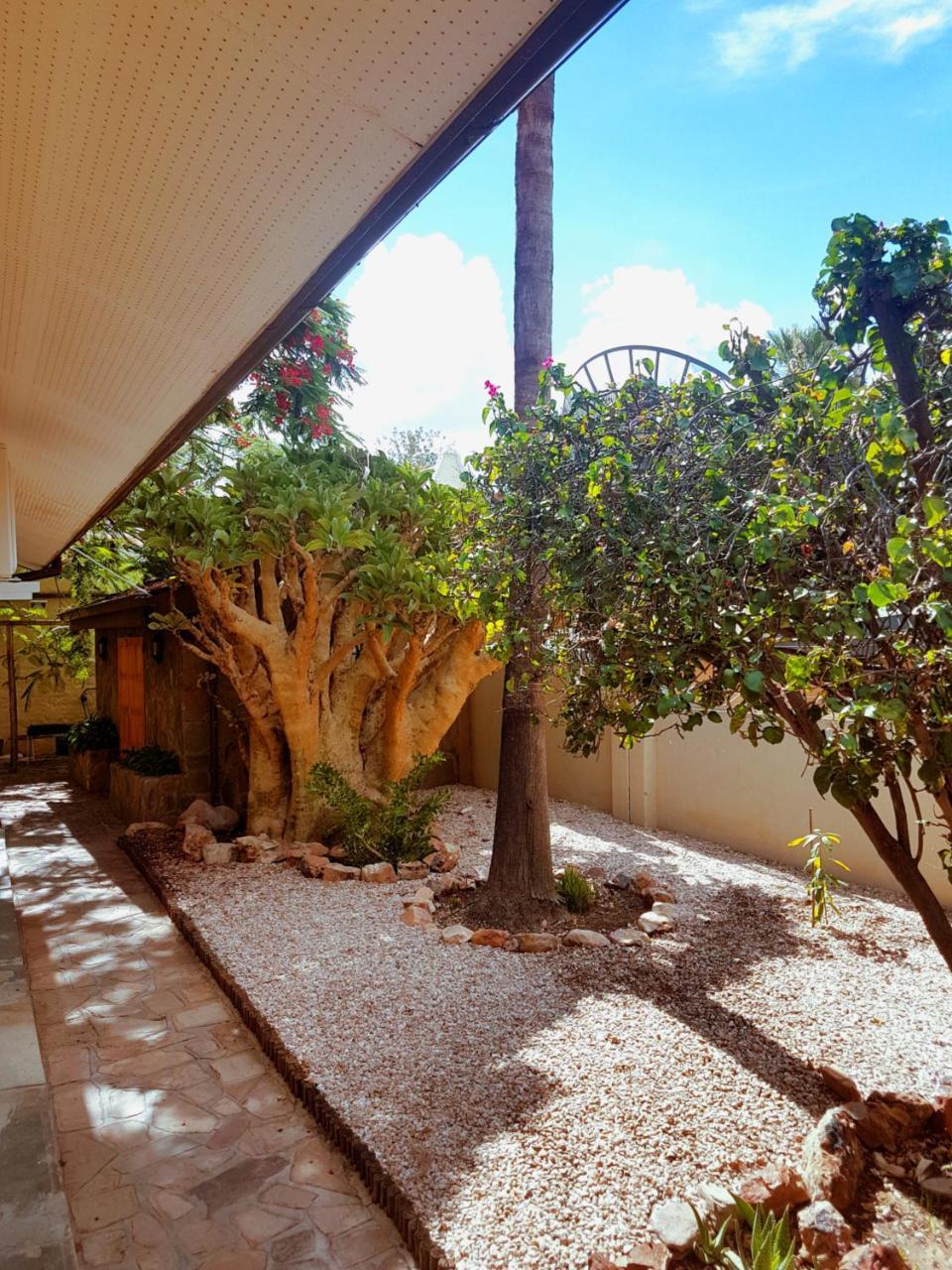 Hotel Pension Steiner Windhoek Ngoại thất bức ảnh